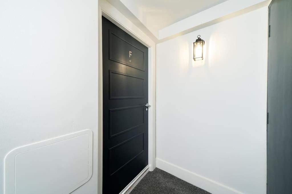 The Crescent, Aberdeen City Centre Apartment Экстерьер фото
