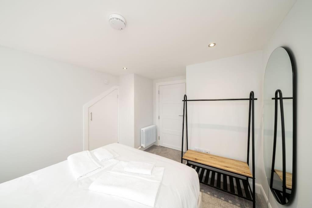 The Crescent, Aberdeen City Centre Apartment Экстерьер фото