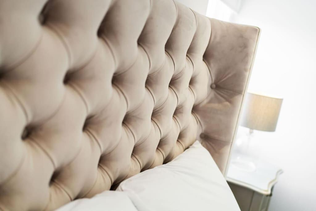 The Crescent, Aberdeen City Centre Apartment Экстерьер фото