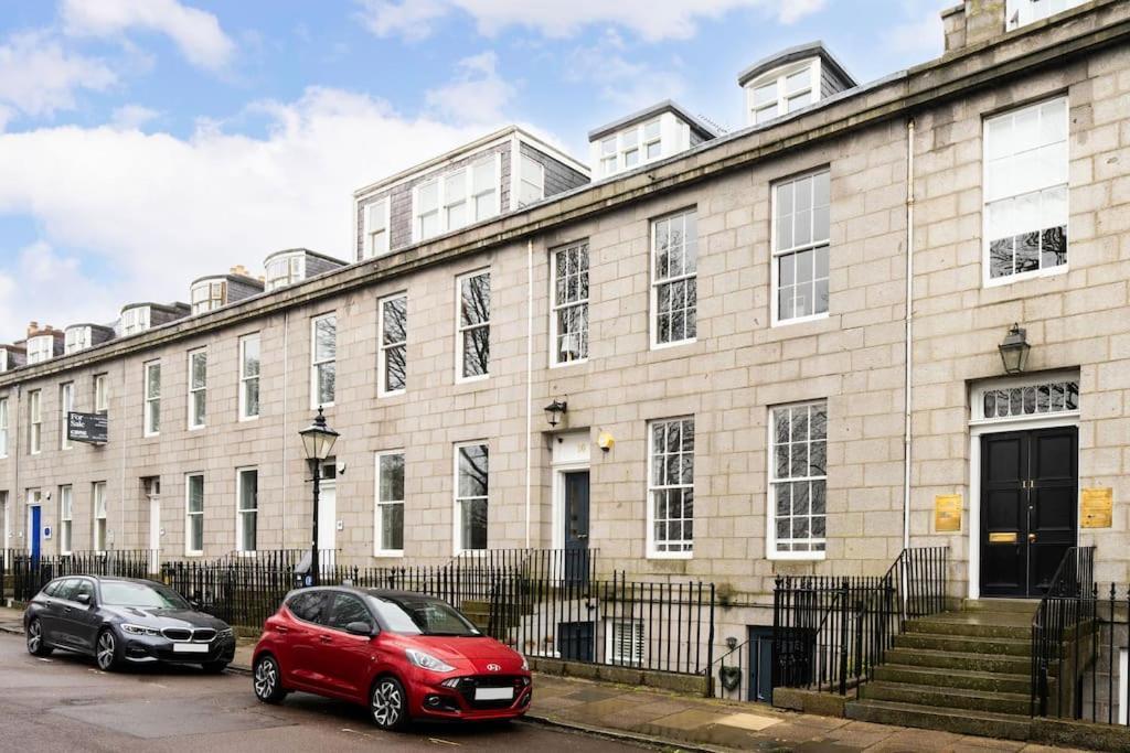 The Crescent, Aberdeen City Centre Apartment Экстерьер фото