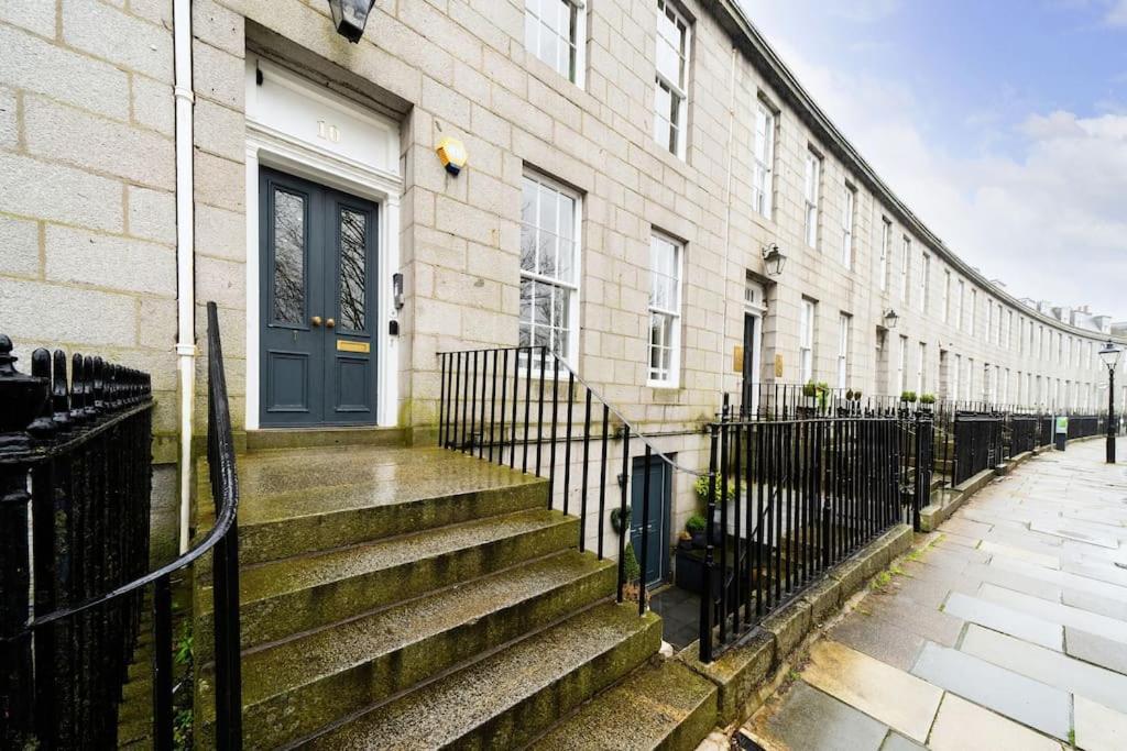 The Crescent, Aberdeen City Centre Apartment Экстерьер фото