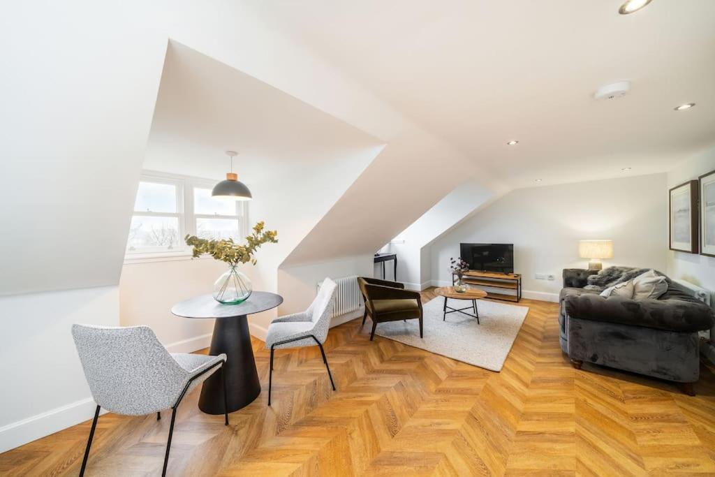 The Crescent, Aberdeen City Centre Apartment Экстерьер фото